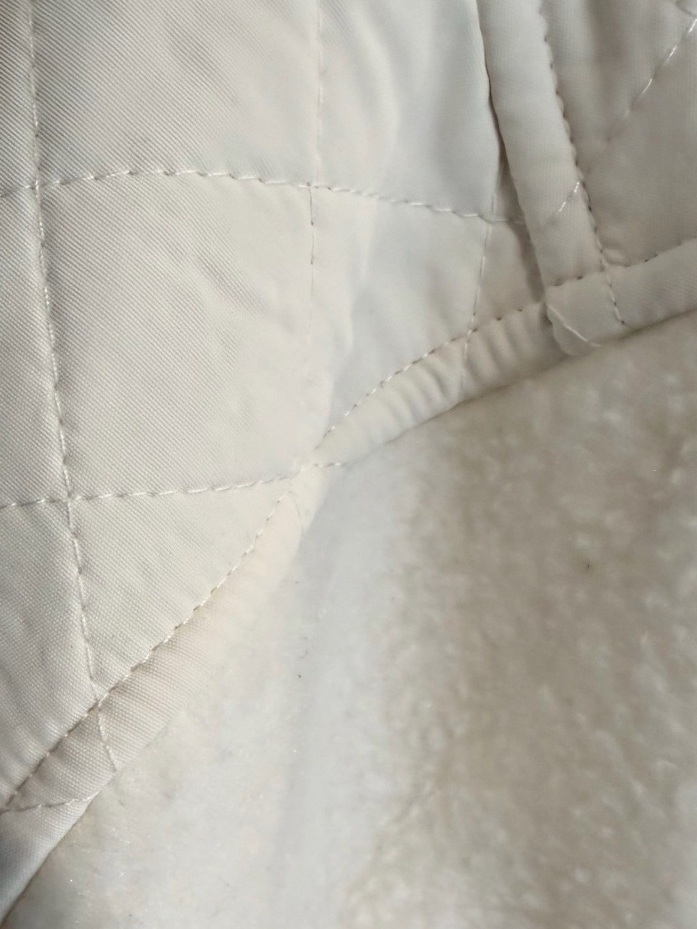 Eddie Bauer Cream Quilted / Fleece Full Zip Jacket Cream - Picture 4 of 12